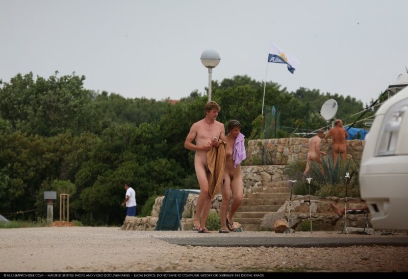 Nudism Family Indian Summer Painting photo gallery - Naturism and society