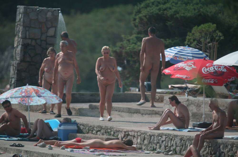 Cove Pyramid Shower Top pics - The Philosophy of Body Freedom