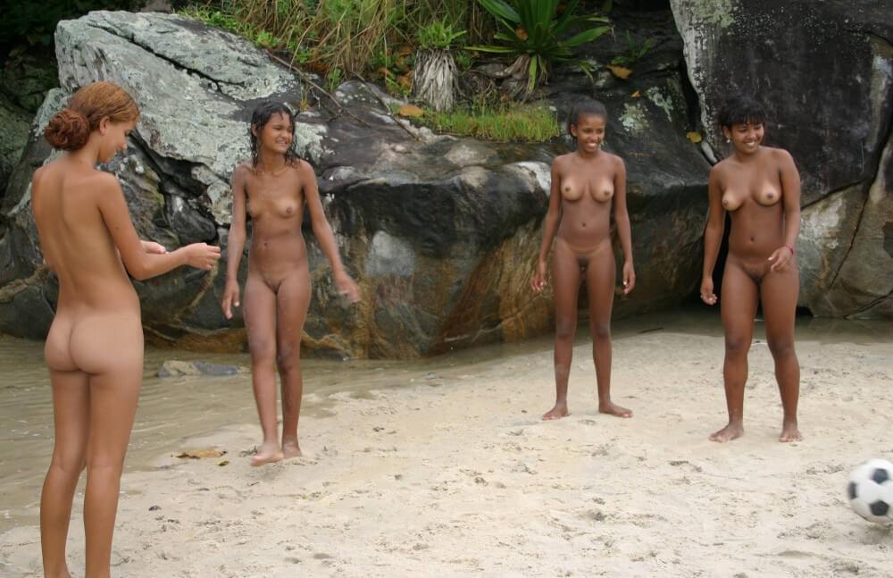 Brazilian Game Gathering gallery - Naturism teaches us to accept ourselves and others without embarrassment
