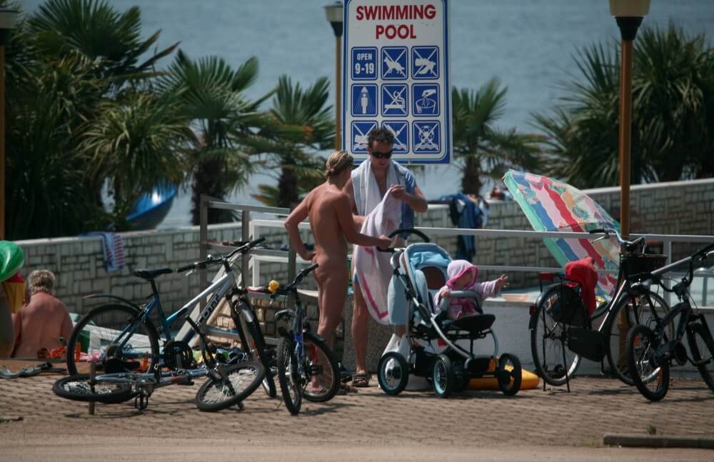 Poolside Camp Gathering pics - Nudists strive for tolerance and respect for others