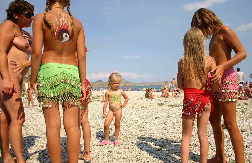 Pageant Model Profile One pics - Naturism is based on love for oneself and nature