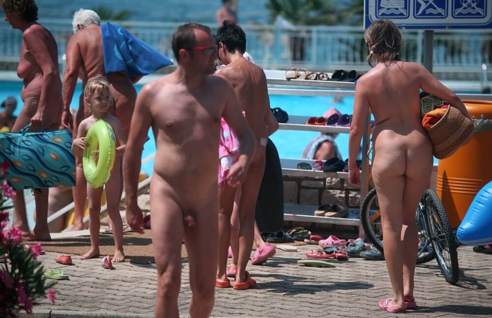 Daytime Nudists Chill Out photos - Living in harmony with nature is the primary goal of the naturist and nudist lifestyle