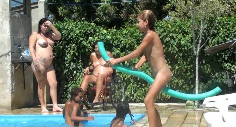 Oceanic Backyard Noon # 1 Full HD - Nudism and natural harmony