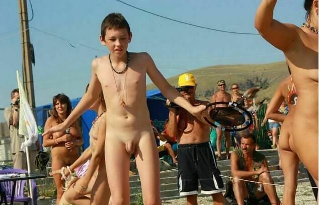 Nudists in Crimea photos - Nudism and naturism promote respect for natural beauty and diversity