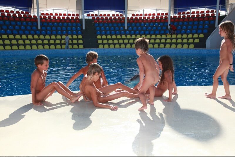 Swimming dolphins photo gallery - Sincerity and openness are the foundation of the nudist and naturist lifestyle
