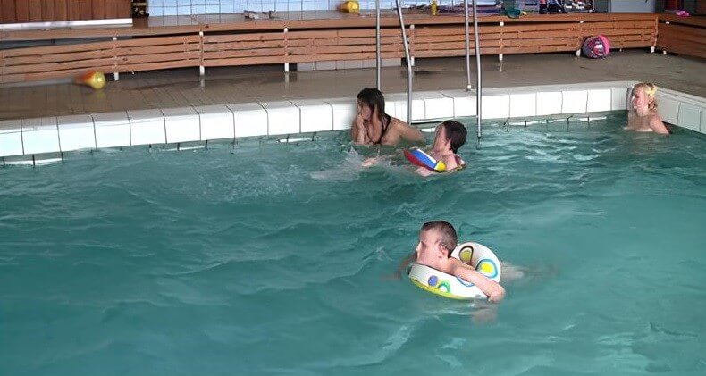 Swimming center club Full HD - A nudist values trust and honesty between people