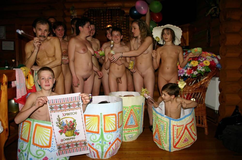 Easter Group Memories pics - Freedom of choice allows one to be oneself and to be a naturist