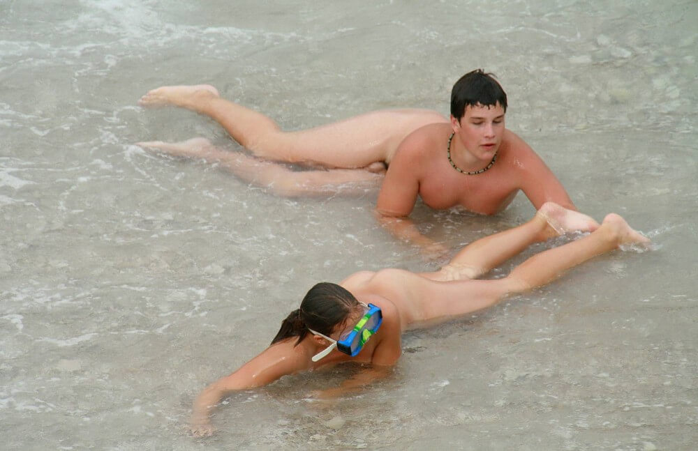 Wading In The Shallows pics - Naturism and nudism help you overcome your fears