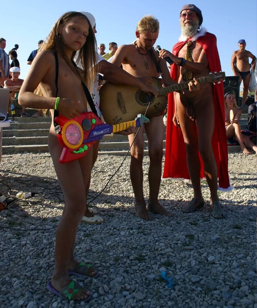 Naturist Beach Contests photos - Love for oneself and nature as the foundation of naturism