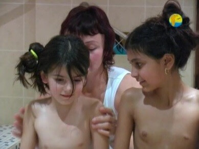 Naturist Freedom: Girls In Sauna upd - The Cult of Nudity Is Open to All