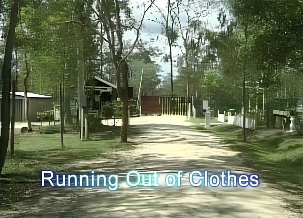 Enature - Running out of clothes - A space for those who seek bodily freedom