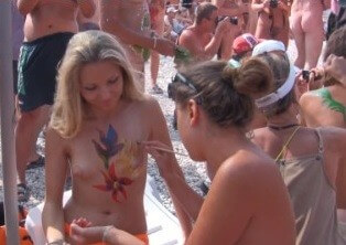 Neptune Ocean Festival # 2 Full HD - Nature provides inspiration and energy for the practice of naturism and nudism