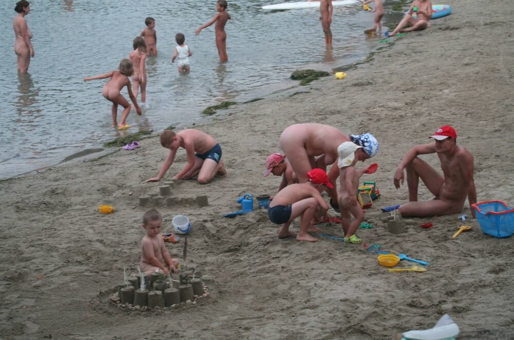 Nude Mom Nurture Series photos - Freedom and harmony in the practice of nudism and the naturist movement