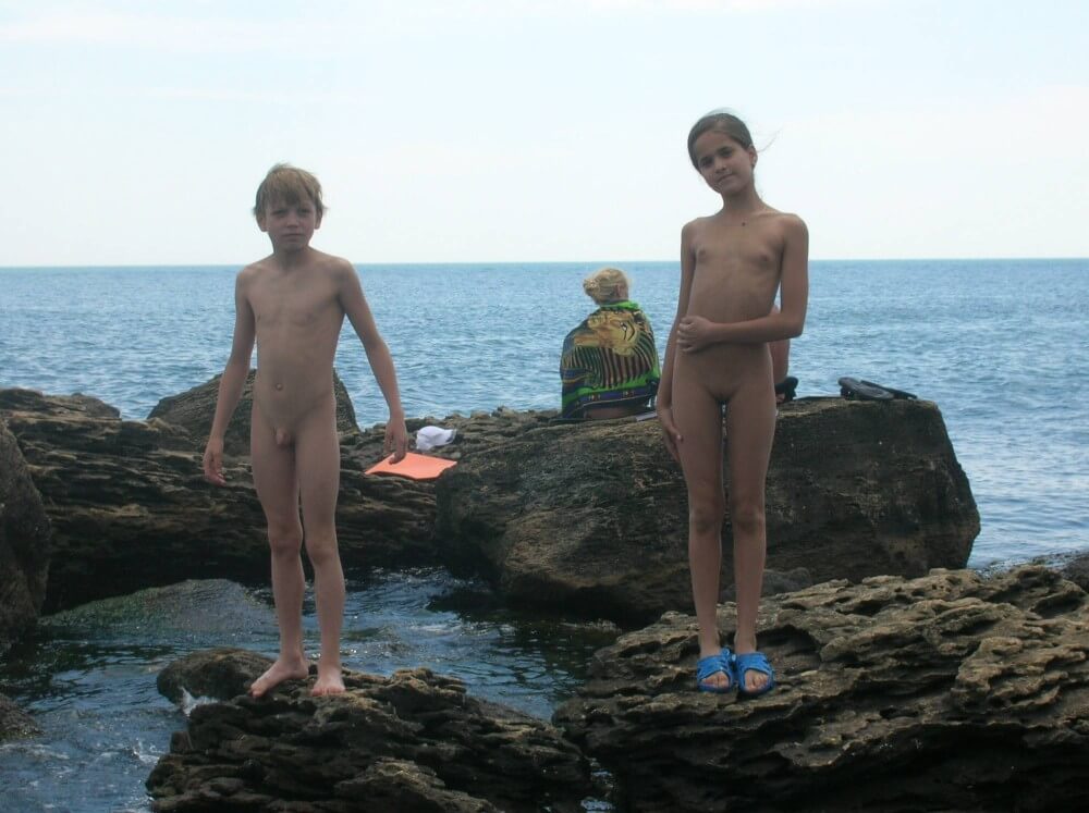 Beach Rocking Profile pics - Naturism as a Way to Connect with Nature