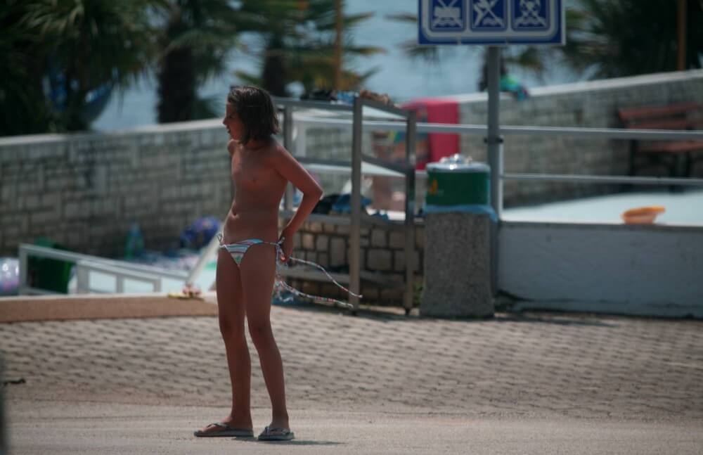 Naturist Pool Walkaround pics - Naturism is about peace and tranquility
