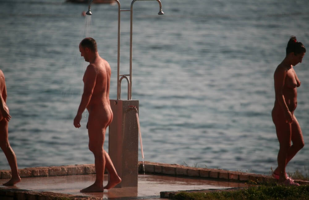 Naturist Shower at Dusk pics - The practice of nudism helps overcome insecurities and overcome fears