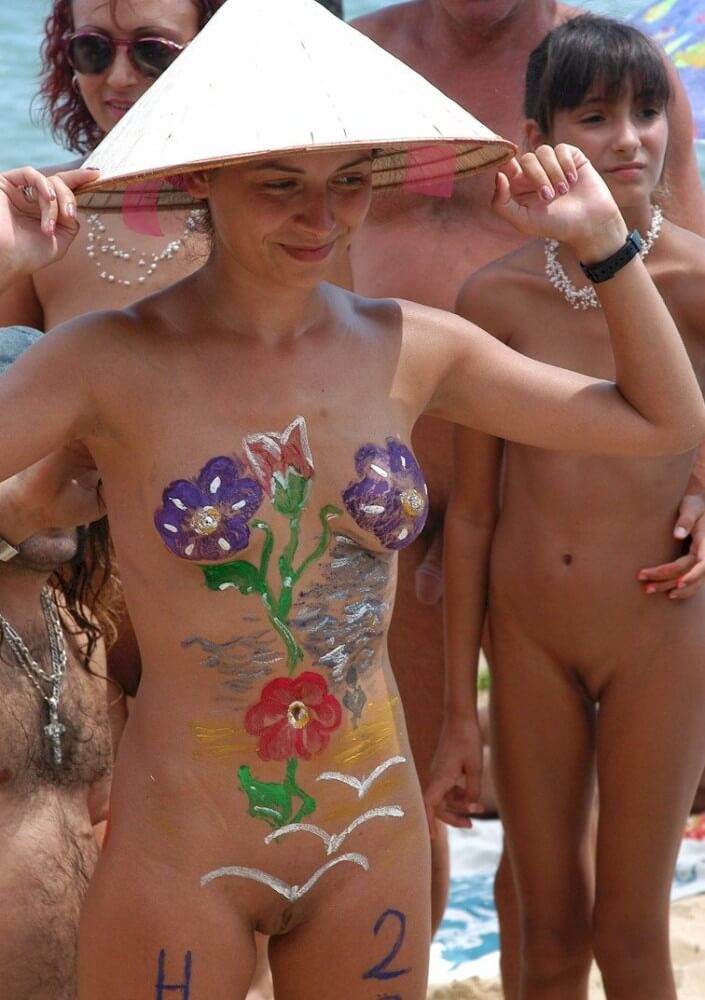 Nudist gathering on the beach video - The emergence of naturism is linked to the name of Soren Sorensen