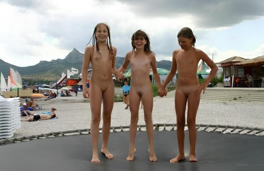 Trampoline pics - Ordinary people as naturists