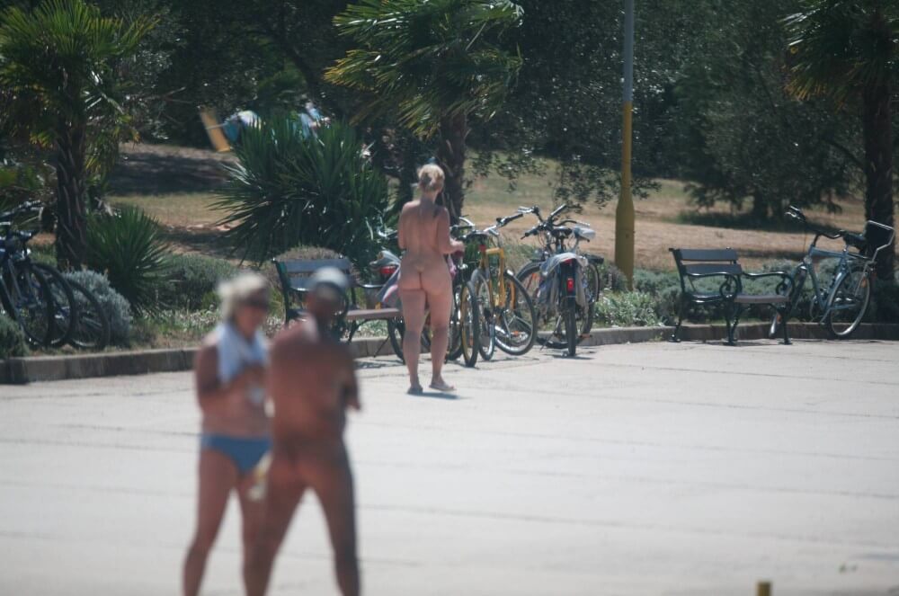 FKK Resort Assortment pics - The idea of being naked is good