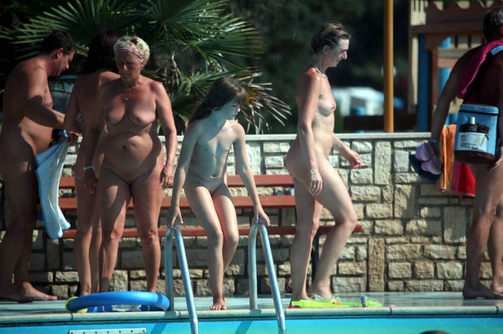 Naturist Pool Cleaning-Up pics - Nudity as a natural aspect of human life