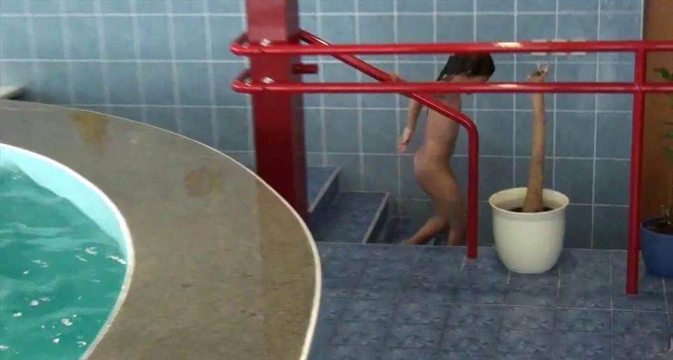 Indoor Swim Exercise - Living freely and naturally is the dream of naturists