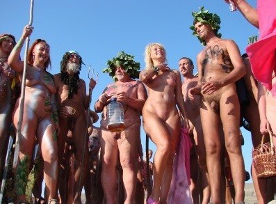 Nudism Beach Day photos - Taking Off Ones Clothes