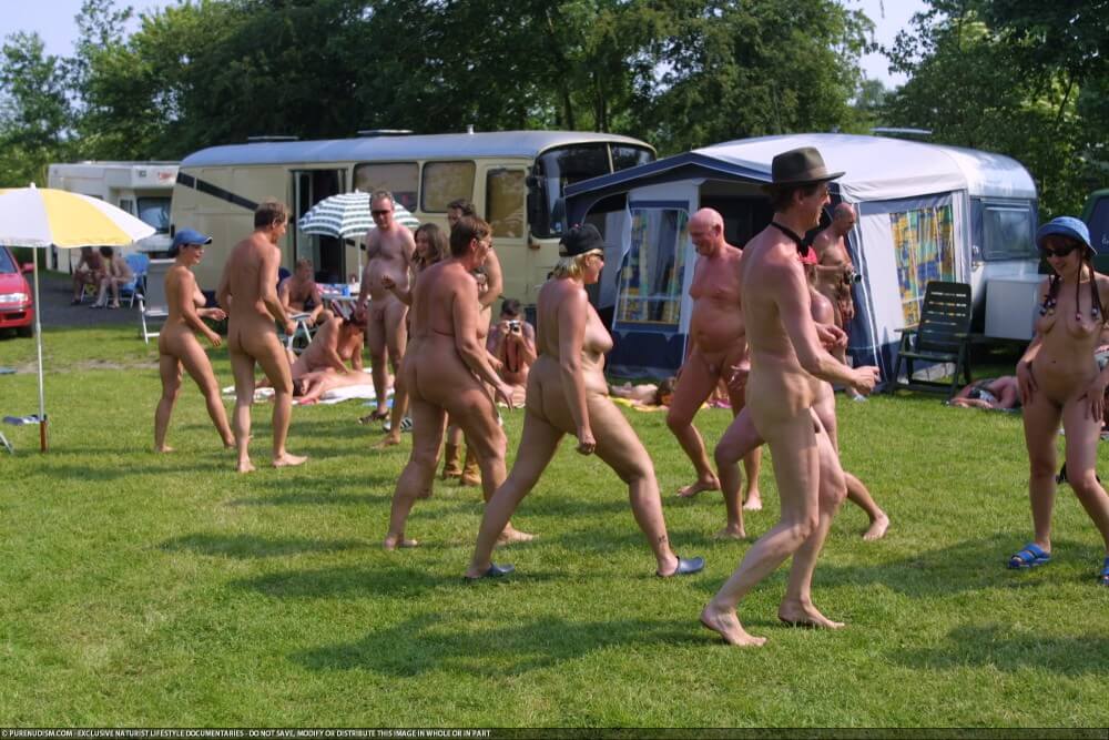 Naturism photo gallery # 53 - Freedom as the core principle of naturism