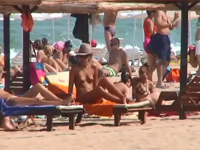 Beaches of solar Bulgaria - Mutual respect as an important part of the naturist community