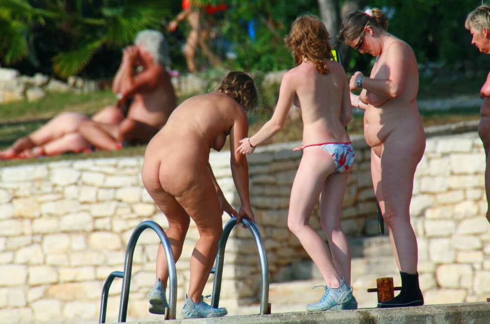 Ula FKK Exploration Family pics - Where nudism is commonplace