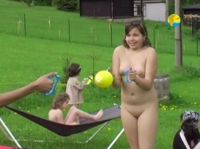 Naturist Freedom: Meadow - Support and mutual understanding are important in the nudism movement