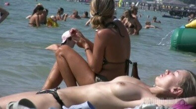 Sun Worshippers 1 - Nudism improves health and boosts self-esteem