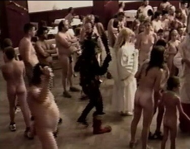 Enature - Christmas Kinder Spiele - Ordinary Citizens Consciously Practicing Nudism