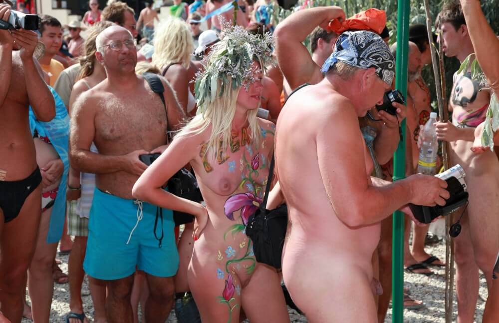 Neptune Painting Couple pics - Naturism teaches respect and love for the natural world