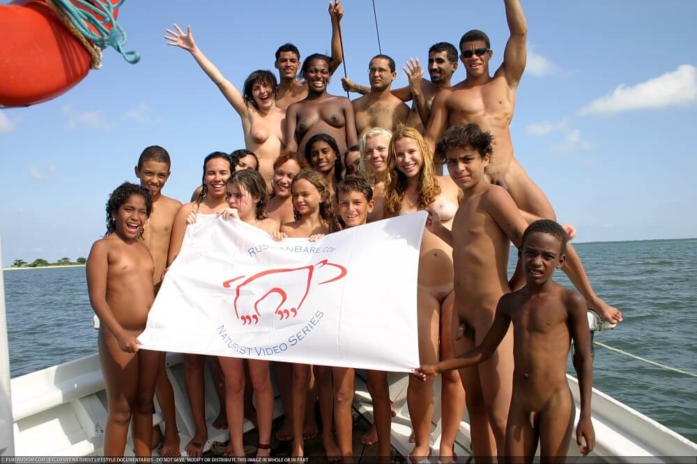 Naturism photo gallery # 59 - Nudism and naturism bring you closer to nature