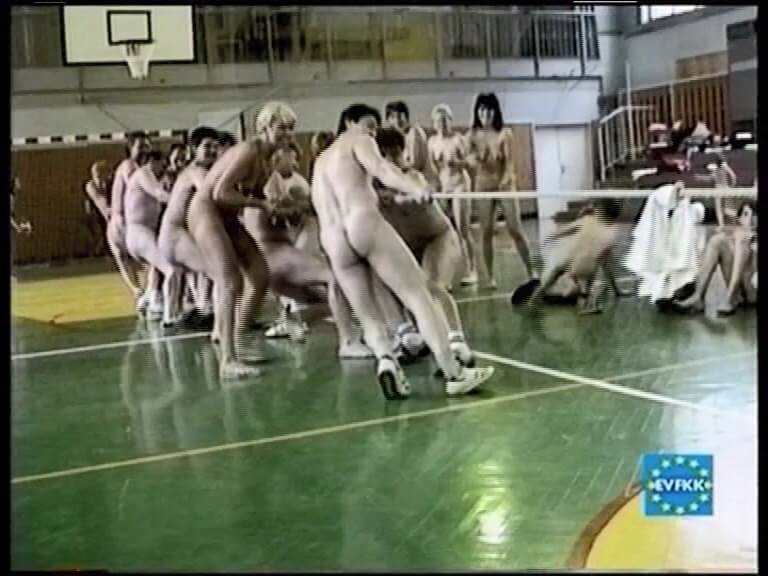 Helios Natura: Hip Hip Natura Eurovid FKK - Nudism reduces self-consciousness