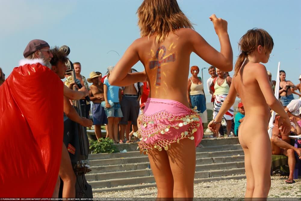 Colorful Carnival Dancing photos - Love for oneself and nature as the foundation of naturism